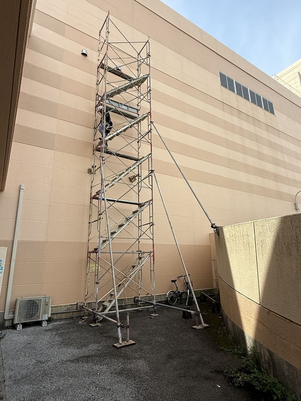 部分足場の施工写真