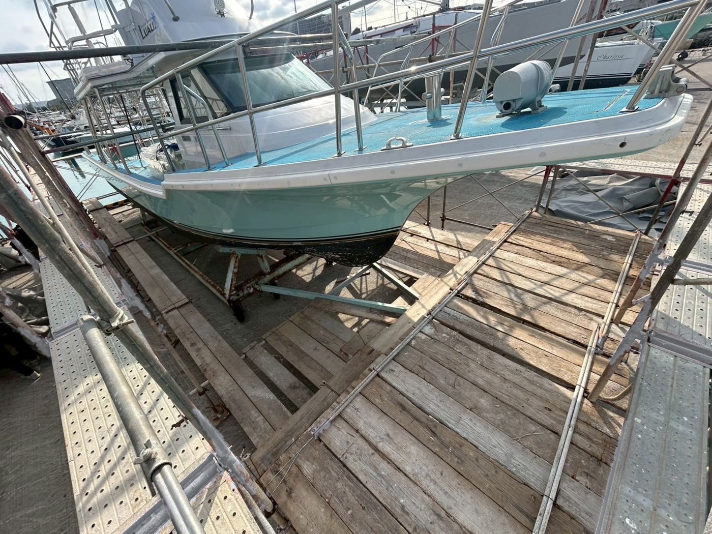 特殊足場の施工写真